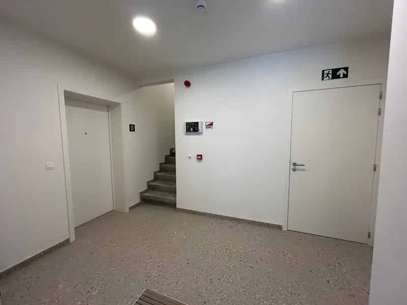 Gelijkvloers appartement te koop in Sint-Amandsberg