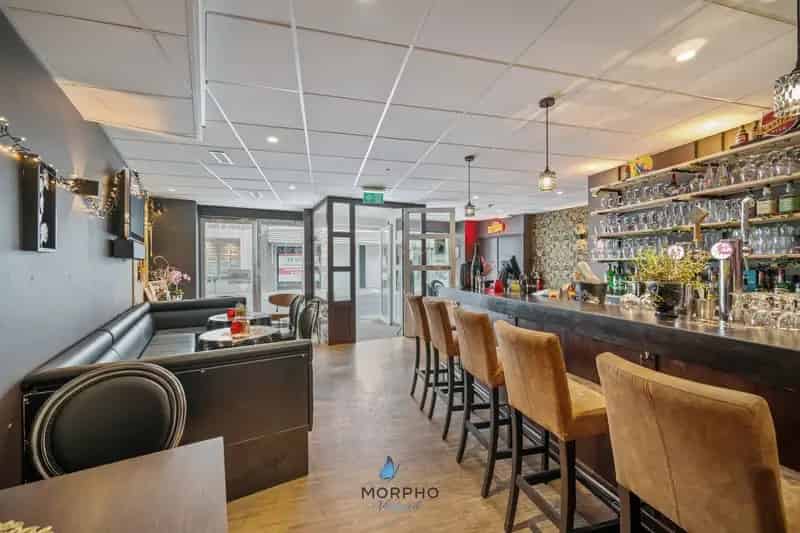 Prachtig handelspand met horecafunctie in het hart van Torhout (bouwjaar 2015) te koop