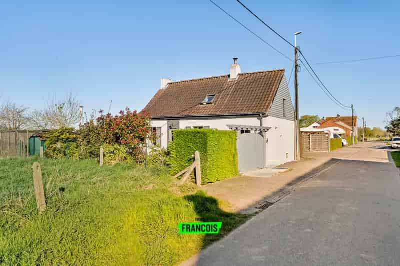 Idyllische woning met prachtige tuin en uitzicht op de velden te Bovekerke (Koekelare)