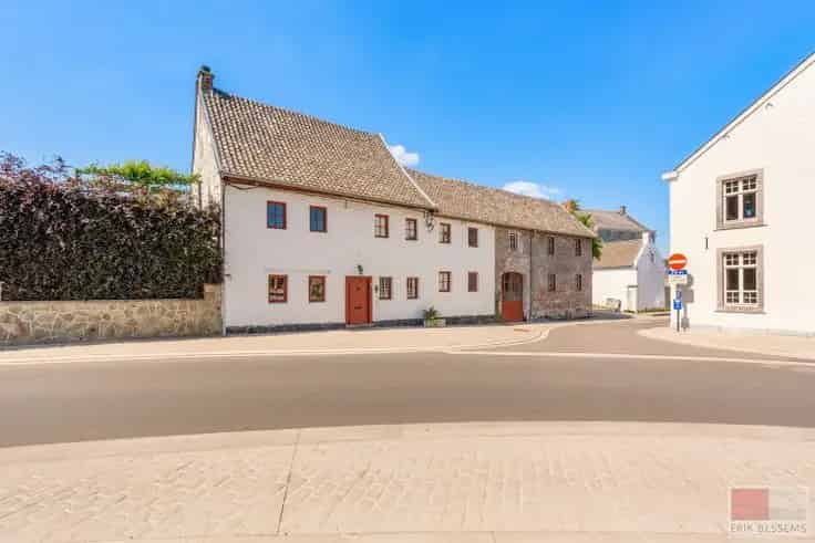 Authentieke woning Teuven 4 slaapkamers 219m2