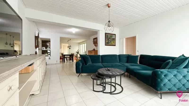 Rustig gelegen woning met 3 slpks in het hart van Koersel!