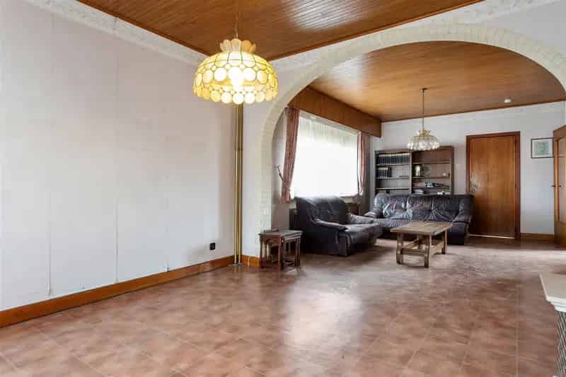 TE RENOVEREN WONING OP EEN PRACHTIG PERCEEL VAN 7841M² TE MEERHOUT