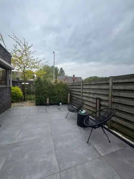 Moderne woning met 3 slaapkamers & tuin in aangename en rustige woonwijk.