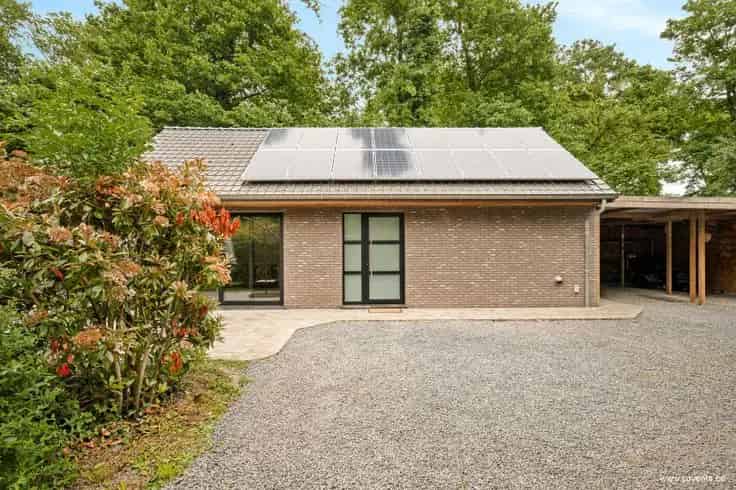 Huis Te Koop Beselare: Unieke Woning 929m²