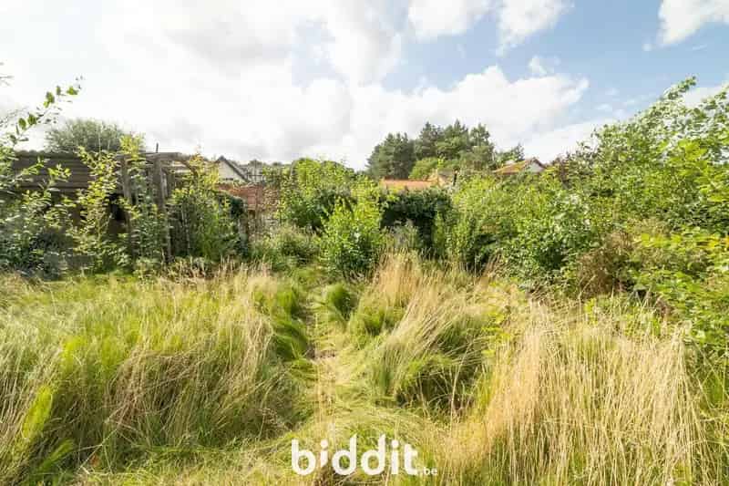 VOLLEDIG TE RENOVEREN WONING