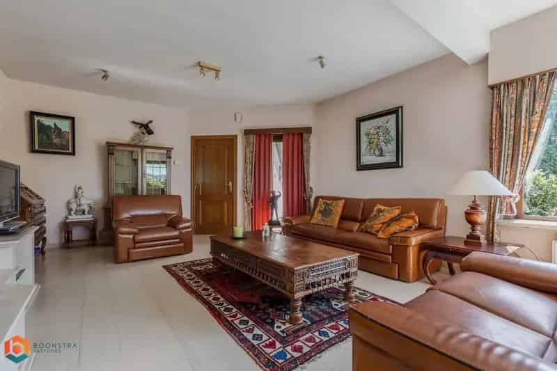 Instapklare woning nabij centrum Onze-Lieve-Vrouw-Waver