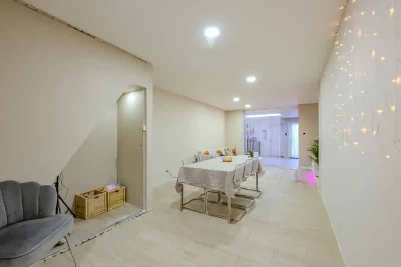 Instapklare Woning Met Garage En 3 Slpk