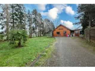 Handelspand te koop - Monceau-sur-Sambre VBC59275