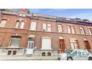 Herenhuis te koop - Marchienne-au-Pont VWD13805


In optie