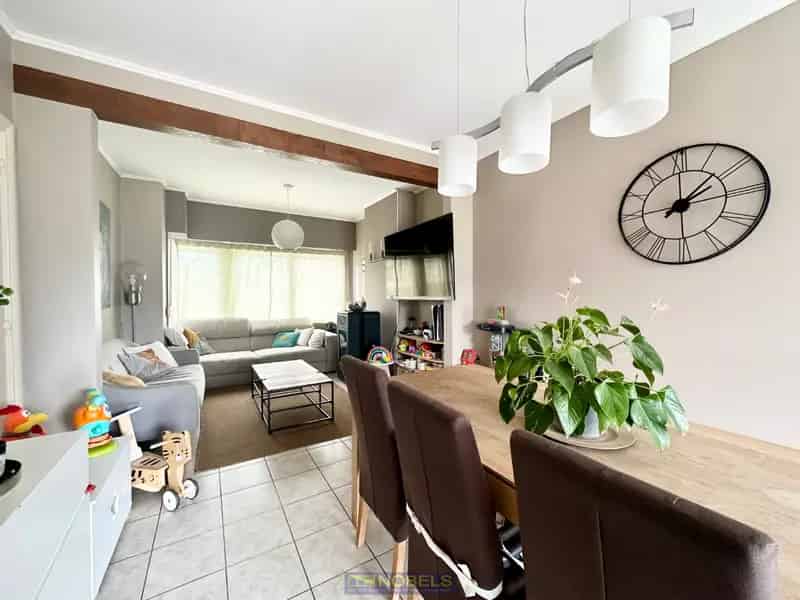 Instapklare Rijwoning te Pecq 3 slaapkamers 2 badkamers