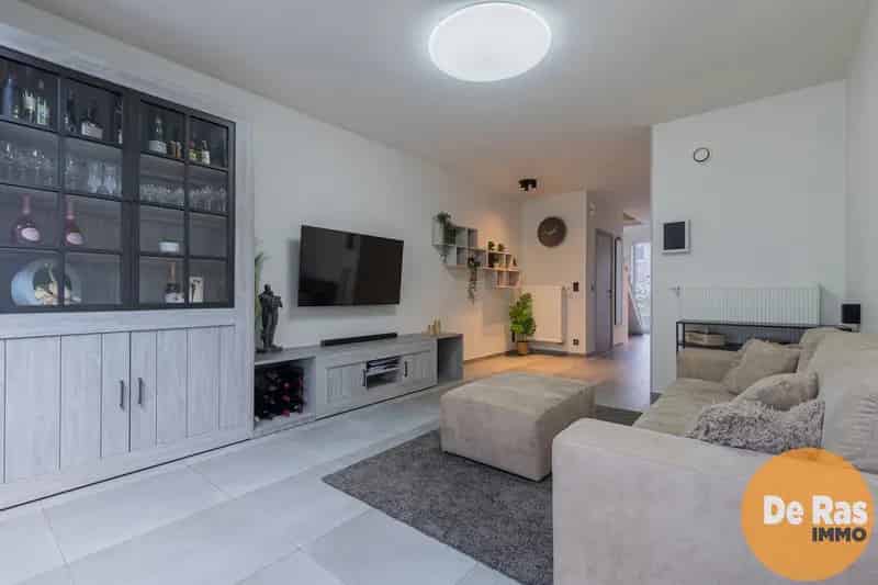 HELDERGEM - Energiezuinige woning met 4 slpks en 2 badks