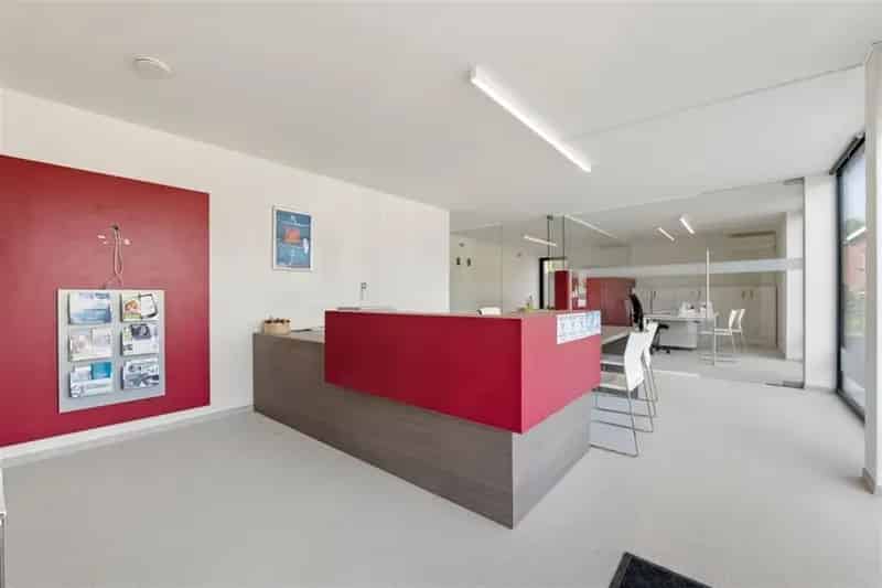 OPEN BEBOUWING MET KANTOOR EN ADEMBENEMEND ZICHT IN HASSELT