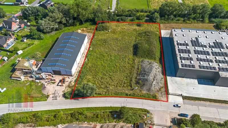 Industriegrond te koop in Avelgemstraat Kluisbergen