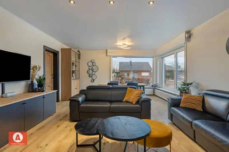 !!! IN OPTIE !!! Instapklare bungalow op rustige locatie