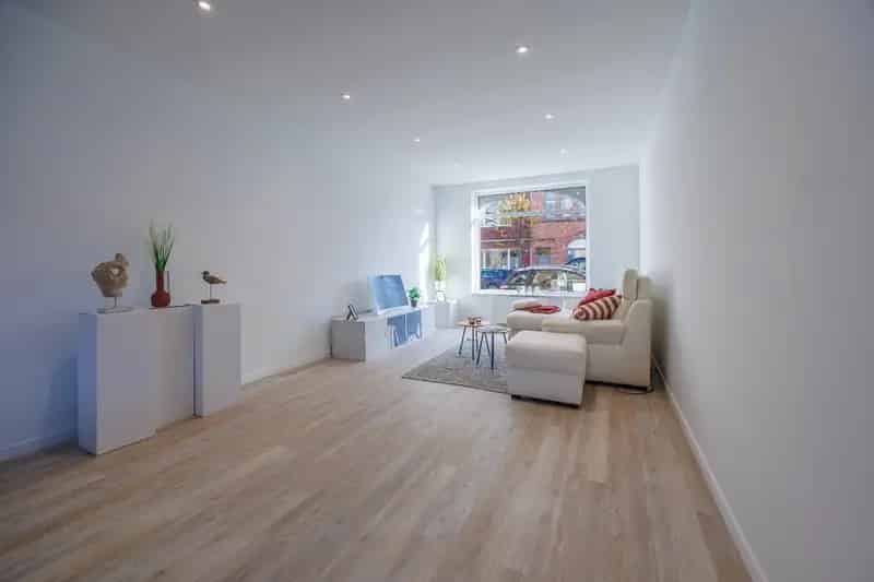 Ruim (vakantie)huis: 6 slpk - 2 badk - 2 garages