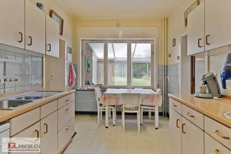 Charmante villa met veel potentieel in Anderlecht nabij de vijvers van Neerpede