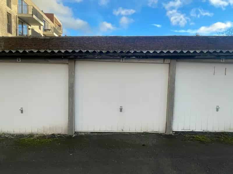 Garage te koop
