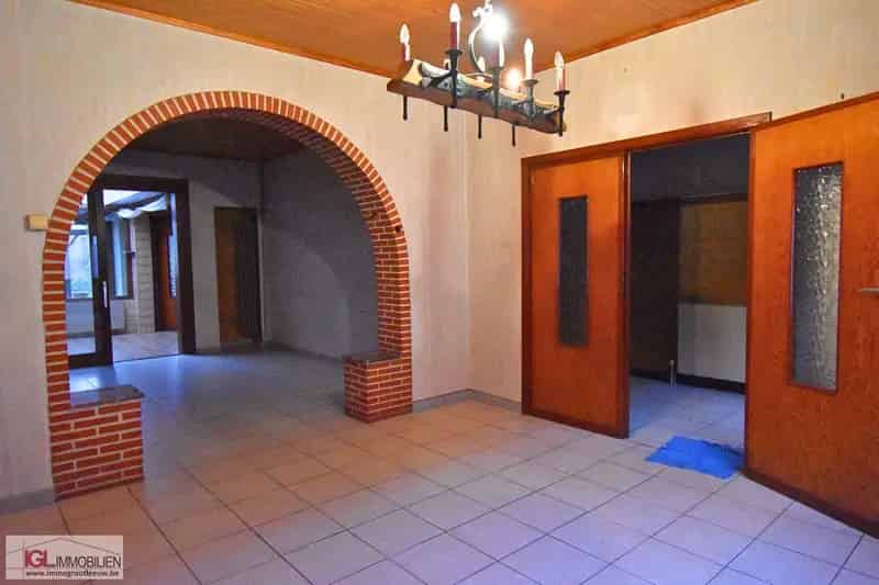 woning met ruime loods te koop in Halle