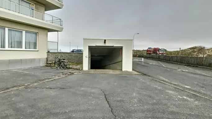 Garagebox te huur in Roger De Grimberghestraat 10, Middelkerke - Dewaele