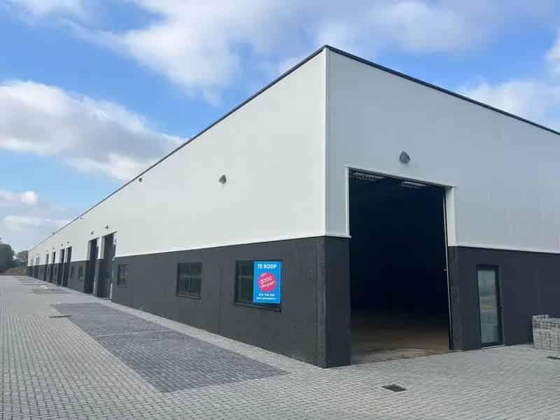KMO-unit 6 bus 1 van 271m²