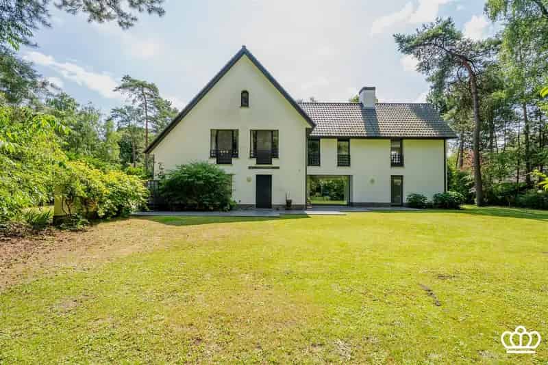 Ruime Villa te Koop Grote Tuin 5 slaapkamers