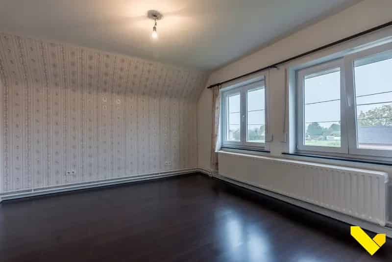 Ruime Karaktervolle Woning Met Zuidgerichte Tuin.