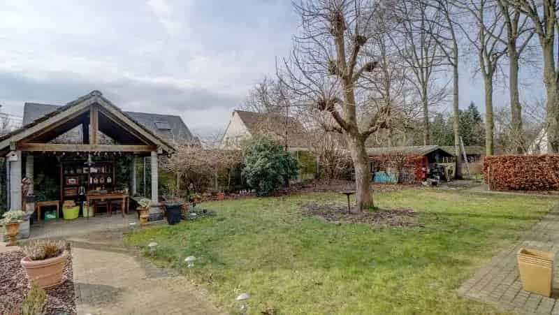 Villa van 196m² op 12 are 59 ca