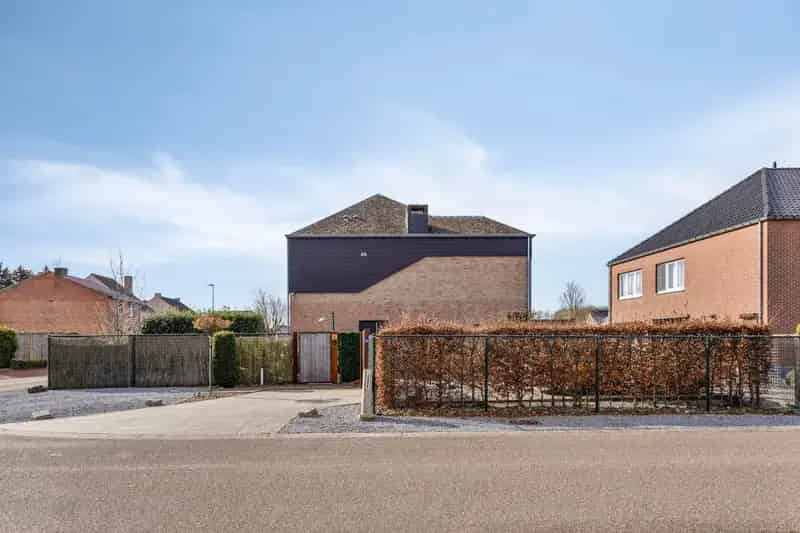 karaktervolle woning op ruim perceel