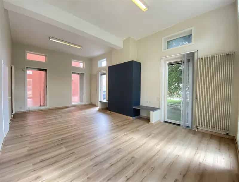 Kantoor te huur in Sint-Denijs-Westrem