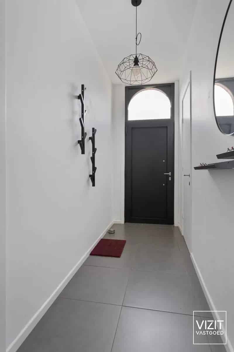 Instapklare woning te centrum Zottegem