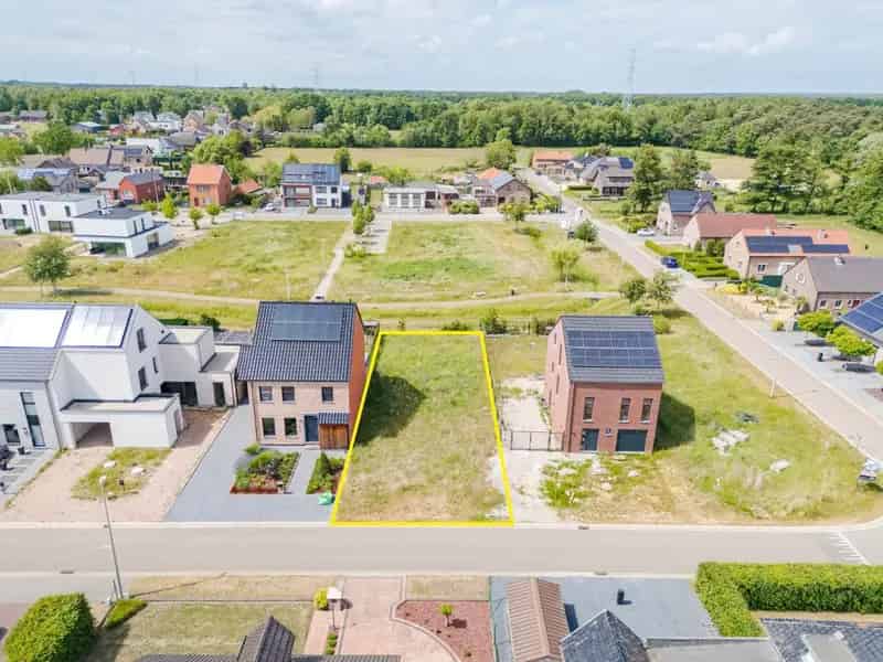 Volledig Aanbod: Ruime en Comfortabele Woning