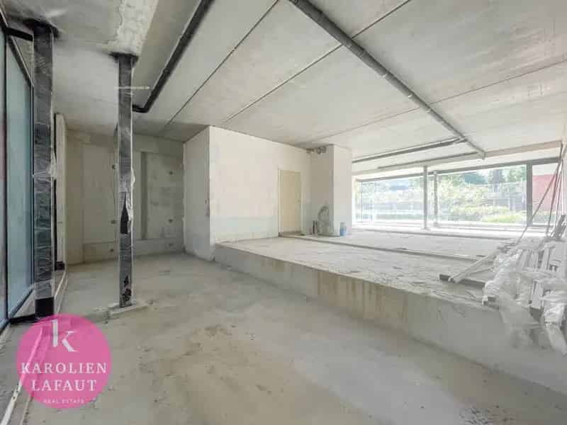 Nieuwbouw handelspand te huur in Tielt