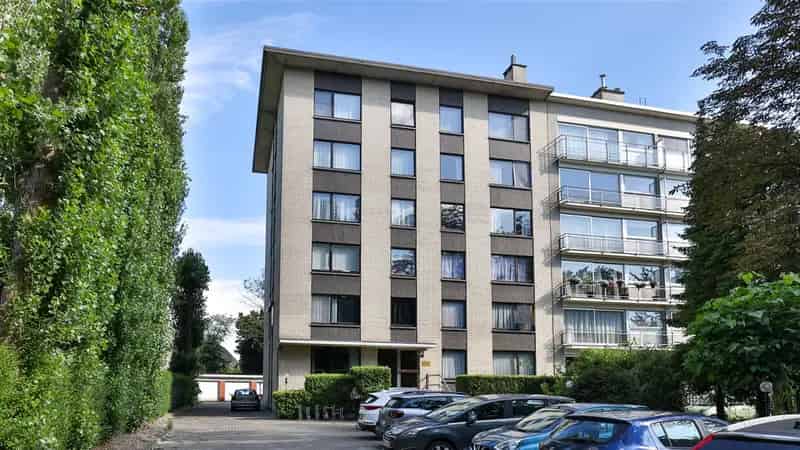 Overdekte parkeerplaats te koop in Mortsel