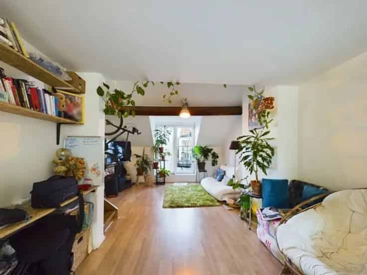Duplex Te Koop