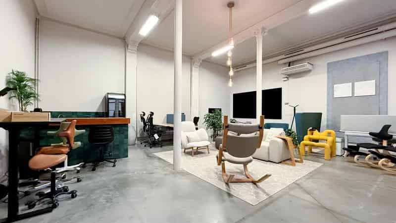 authentieke showroom - atelier op top locatie op Eilandje