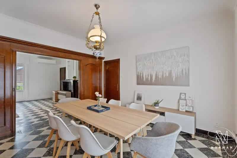 Alleenstaande woning op groot perceel te Deerlijk