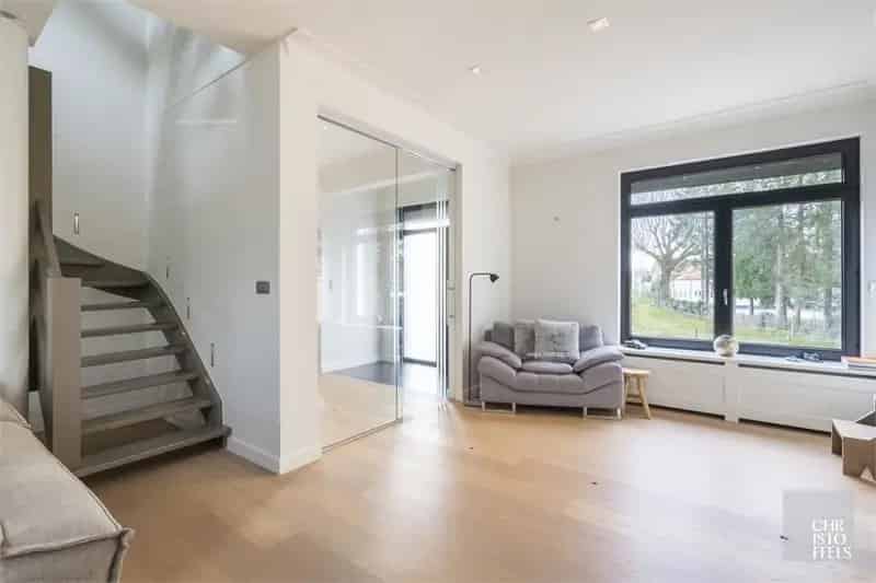 Villa te koop Maaseik