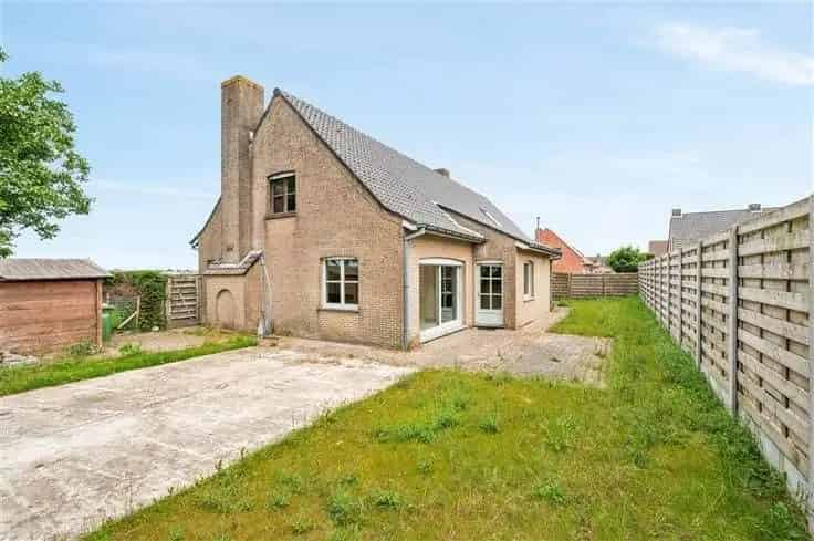 Vrijstaande woning te koop Westrozebeke 3 slaapkamers tuin garage