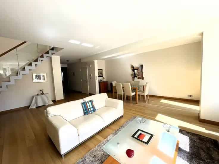 Duplex Te Koop