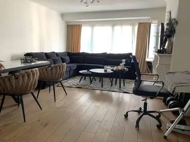 Appartement Te Koop Ruim met Terras Garage
