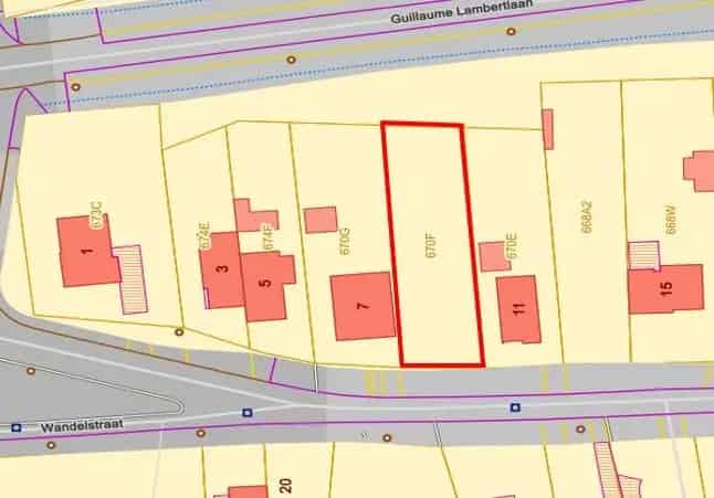 Bouwgrond (H.O.B) in rustige straat