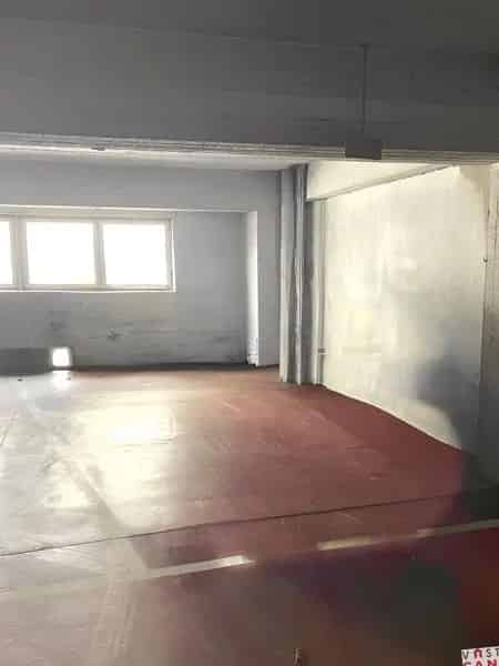 Autostaanplaats TE KOOP in garagecomplex 'Parking Centrum' te Oostende!