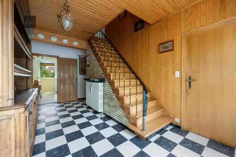 Te renoveren villa op 1058m² op absolute toplocatie