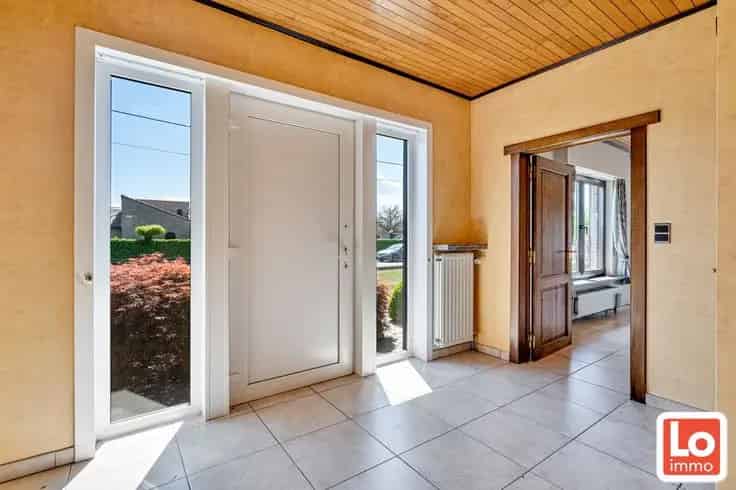 Grote Villa te Koop 3-4 slaapkamers Ruime Tuin Garage