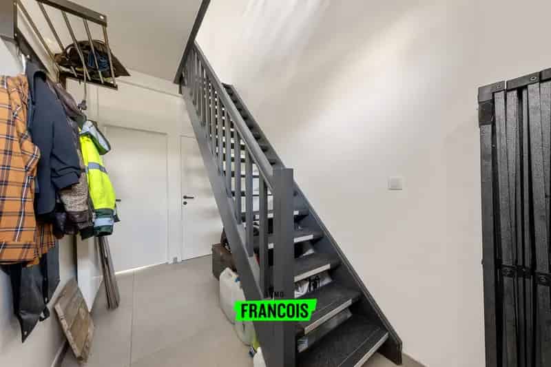 Recent gerenoveerde woning met 3 slaapkamers en 2 badkamers te koop te Assebroek