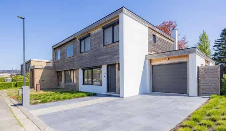 Huis Te Koop Rustige Wijk 3 slaapkamers Garage