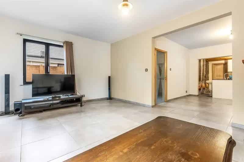 GERENOVEERDE WONING OP ZALIGE, RUSTIGE LIGGING TE BALEN