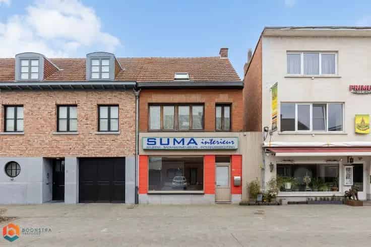 Te renoveren Handelsgelijkvloers met Woonst te Itegem