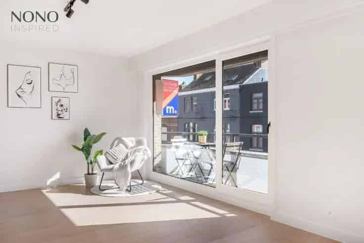 Ruim 2 Slaapkamer Appartement Nabij Leie Te Koop