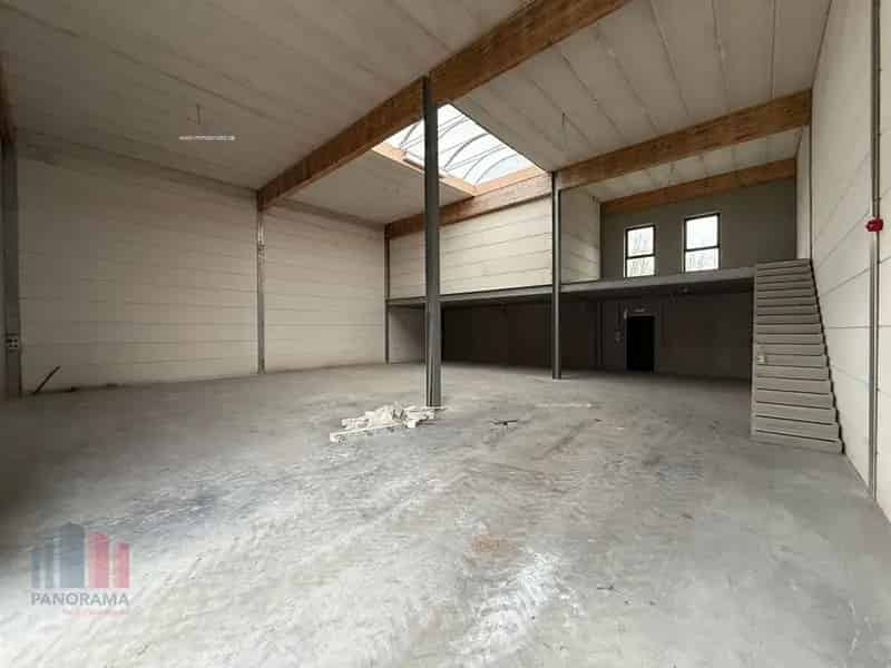 Nieuwbouw bedrijfsgebouw te huur in Zelzate